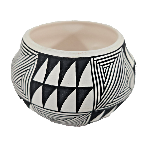 Vtg Polychrome Pottery Olla Jar from Acoma, NM, Signed MA by Ma Aragon 1950-60s