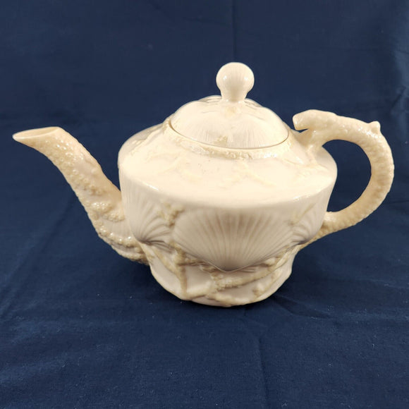 Vintage 1946 to 1955 Belleek Pottery New Shell 6