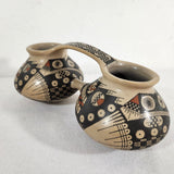 Rare Oscar Rodriguez Mata Ortiz Mexico Pottery 4.5" x 4" Connected Vases/Jars